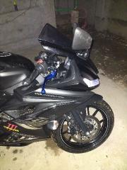 YAMAHA R15 V3